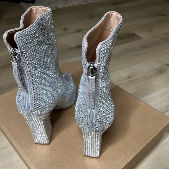 Steve Madden sasa rhinestone boot - Picture 2 of 8